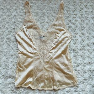 Maidenform Chantilly Silky Lace Camisole Light Pink VTG Style 64104 Size 32 NEW